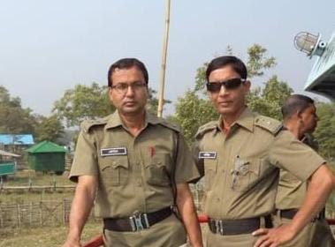 বন কর্মকর্তা দিপু ও তৌফিক ।